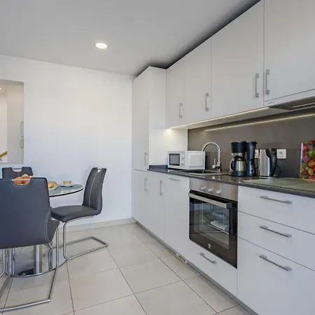 Global Versatile Oasis 20863 Holiday home *
